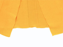 Load image into Gallery viewer, 極美品 me ISSEY MIYAKE ミー イッセイミヤケ 長袖トップス MI31FO311 フリーサイズ プリーツ オレンジ 中古 4b004464