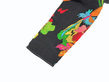 Load image into Gallery viewer, 極美品 me ISSEY MIYAKE ミー イッセイミヤケ 長袖トップス MI41FJ211 フリーサイズ ブラック マルチカラー 総柄 中古 4b004466