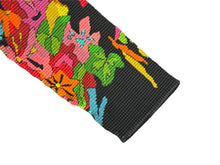 Load image into Gallery viewer, 極美品 me ISSEY MIYAKE ミー イッセイミヤケ 長袖トップス MI41FJ211 フリーサイズ ブラック マルチカラー 総柄 中古 4b004466