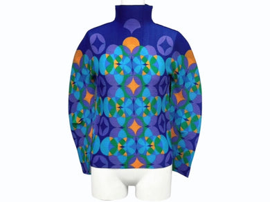 極美品 me ISSEY MIYAKE ミー イッセイミヤケ 長袖トップス MI11FJ141 フリーサイズ プリーツ ハイネック マルチカラー 中古 4b004475