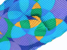 Load image into Gallery viewer, 極美品 me ISSEY MIYAKE ミー イッセイミヤケ 長袖トップス MI11FJ141 フリーサイズ プリーツ ハイネック マルチカラー 中古 4b004475