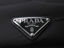 画像をギャラリービューアに読み込む, 極美品 PRADA プラダ ロゴプレート フィッシャーマン キャップ 帽子 2HC168 ナイロン ブラック シルバー金具 サイズXL 中古 4b004548