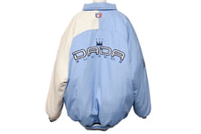 画像をギャラリービューアに読み込む, DADA SUPREME ダダシュプリーム ロゴ刺繍 ダウンジャケット シェル ブルー ホワイト サイズXL 美品 中古 4b004710
