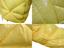 画像をギャラリービューアに読み込む, PRADA プラダ 21AW キルティング ナイロンダウンジャケット 291952 サイズ42 ロゴプリント イエロー 美品 中古 4b004841
