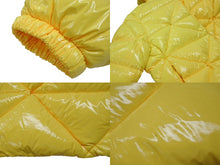 画像をギャラリービューアに読み込む, PRADA プラダ 21AW キルティング ナイロンダウンジャケット 291952 サイズ42 ロゴプリント イエロー 美品 中古 4b004841