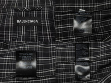 Load image into Gallery viewer, BALENCIAGA バレンシアガ 21SS トラックジャケット 612966 サイズL オーバーサイズ ブラック ロゴ刺繍 チェック柄 美品 中古 4b004962