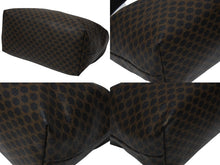 Load image into Gallery viewer, 極美品 CELINE セリーヌ ハンドバッグ ワンショルダーバッグ 2way マカダム柄 ヴィンテージ PVC レザー ブラック ブラウン 中古 4b004997