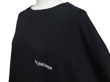 Load image into Gallery viewer, 極美品 BALENCIAGA バレンシアガ クルーネックカットソー ロゴプリント 641667TJVL4 コットン ブラック サイズM 中古 4b005049