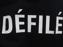 Load image into Gallery viewer, 極美品 BALENCIAGA バレンシアガ クルーネックカットソー ロゴプリント 641667TJVL4 コットン ブラック サイズM 中古 4b005049