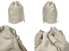 Load image into Gallery viewer, 極美品 PRADA プラダ ハンドバッグ 巾着型 ロゴプレート Re-Nylon ポーチ 1NS369 ナイロン ベージュ 中古 4b005304