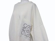 画像をギャラリービューアに読み込む, LOEWE ロエベ 24AW ANAGRAM POCKET SWEATER アナグラム アナグラム ポケット セーター H526Y14KDK ホワイト サイズXL 美品 中古 4b005379