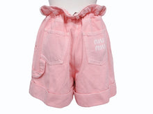 画像をギャラリービューアに読み込む, 極美品 MIUMIU ミュウミュウ デニムショーツ ショートパンツ MP1565 1Z7Y サイズ38 ピンク ロゴプリント 中古 4b005384