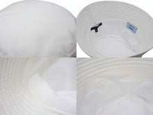 Load image into Gallery viewer, PRADA プラダ バケットハット 帽子 トライアングルロゴプレート 1HC137 ナイロン ホワイト ブラック サイズM 美品 中古 4b005418