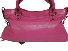 Load image into Gallery viewer, BALENCIAGA バレンシアガ ザシティ ショルダーバッグ ハンドバッグ 2way 115748 シープスキン ピンク 美品 中古 4b005603