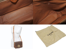 Load image into Gallery viewer, CELINE セリーヌ マカダム デカサークル金具 フラップ ショルダーバッグ M13 イタリア製 ブラウン ゴールド金具 美品 中古 4b005605