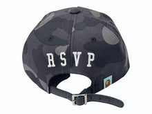 画像をギャラリービューアに読み込む, 新品未使用 A BATHING APE アベイシングエイプ RSVP 2015年 コラボ BAPE キャップ 帽子 カモ柄 ホワイト ブラック 中古 4b005638