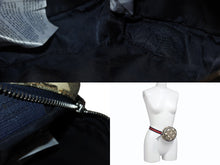 Load image into Gallery viewer, GUCCI グッチ チルドレンズ ラウンド ミニウエストポーチ 502330 GGスプリーム レザー ベージュ シルバー金具 良品 中古 4b005697