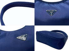 Load image into Gallery viewer, 極美品 PRADA プラダ ホーボー ハンドバッグ トライアングルロゴ 三角プレートロゴ ブルー ナイロン シルバー金具 イタリア製 中古 4b005840