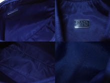 Load image into Gallery viewer, 極美品 PRADA プラダ ホーボー ハンドバッグ トライアングルロゴ 三角プレートロゴ ブルー ナイロン シルバー金具 イタリア製 中古 4b005840