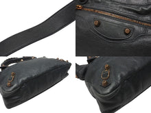 Load image into Gallery viewer, BALENCIAGA バレンシアガ City Giant シティ ジャイアント 2WAYバッグ ハンドバッグ ショルダーバッグ モスグリーン 美品 中古 4b005864