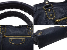 Load image into Gallery viewer, BALENCIAGA バレンシアガ クラシック メタリック エッジ シティ 2WAY ショルダーバッグ 390154 ネイビー ゴールド金具 美品 中古 4b005865