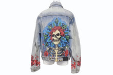 画像をギャラリービューアに読み込む, 極美品 AMIRI アミリ GRATEFUL DEAD skull rose スカルデザインペイントデニムジャケット YZERR着用 ブルー マルチカラー サイズM 中古 4b005884