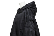 Load image into Gallery viewer, 極美品 BALENCIAGA バレンシアガ 22AW Sporty B Pull-Over Bomber スポーティー B プルオーバー ボンバー ジャケット ブラック ナイロン 720157 サイズ2 中古 4b006025