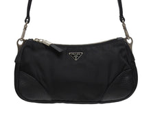 Load image into Gallery viewer, PRADA プラダ テスート ワンショルダーバッグ ブラック ナイロン レザー ハンドバッグ トライアングルロゴ BR2050 シルバー金具 美品 中古 4b006034