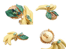 画像をギャラリービューアに読み込む, DOLCE&amp;GABBANA ドルチェアンドガッバーナ イヤリング 重量約66.8g バナナ ブラス ラタン ラインストーン 美品 中古 4b006324