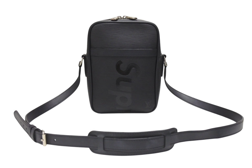 LOUIS VUITTON × SUPREME ルイヴィトン シュプリーム 17AW ダヌーブ PM ショルダーバッグ M53417 エピ ブラック 美品 中古 4b006689