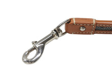 Load image into Gallery viewer, GOYARD ゴヤール リード ペット用品 ペットグッズ ブラウン PVC レザー ヘリンボーン シルバー金具 美品 中古 4b006692