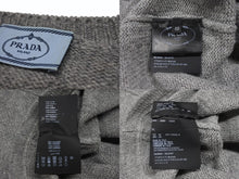 画像をギャラリービューアに読み込む, PRADA プラダ 19AW 半袖ニットTシャツ トップス P24U0R サイズ40 トライアングルパッチ グレー カシミヤ 美品 中古 4b006762
