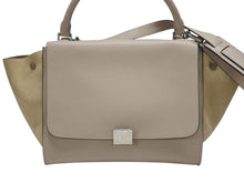 Load image into Gallery viewer, 極美品 CELINE セリーヌ ハンドバッグ 2WAY ショルダーバッグ トラペーズ ベージュ レザー シルバー金具 中古 4b006803