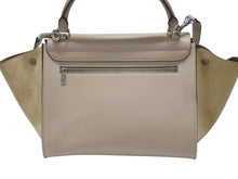 Load image into Gallery viewer, 極美品 CELINE セリーヌ ハンドバッグ 2WAY ショルダーバッグ トラペーズ ベージュ レザー シルバー金具 中古 4b006803