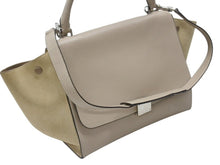 Load image into Gallery viewer, 極美品 CELINE セリーヌ ハンドバッグ 2WAY ショルダーバッグ トラペーズ ベージュ レザー シルバー金具 中古 4b006803