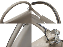 Load image into Gallery viewer, 極美品 CELINE セリーヌ ハンドバッグ 2WAY ショルダーバッグ トラペーズ ベージュ レザー シルバー金具 中古 4b006803