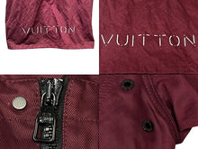 画像をギャラリービューアに読み込む, 極美品 LOUIS VUITTON ルイヴィトン 2023 2024 AW ショーコレクション フーデッド テクニカルパーカ ジャケット レッド サイズ60 中古 4b006895
