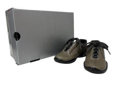 PRADA SPORTS プラダスポーツ ローカットスニーカー キッズ用 カーキ レザー サイズ18cm 美品 中古 4b006961