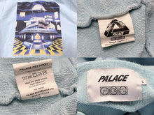 Load image into Gallery viewer, PALACE パレス パーカー フーディ 刺繍ロゴ コットン ライトブルー レッド ロゴ刺繍 背面プリント サイズL 美品 中古 4b007032