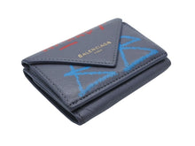 Load image into Gallery viewer, BALENCIAGA バレンシアガ ペーパー グラフィティ コンパクト ウォレット 三つ折り財布 391446 グレー レザー ゴールド金具 美品 中古 4b007083