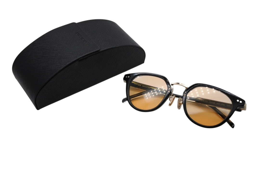 PRADA プラダ ロゴ サングラス SPR 17Y クリスタルマスタードイエローレンズ ブラック ゴールド金具 サイズ49□22 美品 中古 4b007087