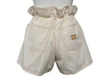 画像をギャラリービューアに読み込む, MIUMIU ミュウミュウ ショートパンツ ベージュ コットン ポリエステル 刺繍 ステッチ サイズ25 美品 中古 4b007106