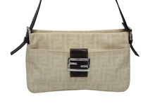 画像をギャラリービューアに読み込む, FENDI フェンディ マンマバケット ワンショルダーバッグ 222826566 ズッカ柄 ベージュ シルバー金具 美品 中古 4b007248