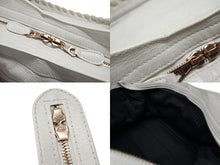 Load image into Gallery viewer, BALENCIAGA バレンシアガ ジャイアントシティ 2WAYバッグ イタリア製 レザー 527589 ホワイト ピンクゴールド金具 美品 中古 4b007253