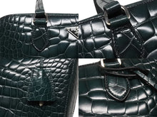 Load image into Gallery viewer, 極美品 PRADA プラダ ハンドバッグ トートバッグ トライアングルロゴ クロコダイル型押しレザー グリーン シルバー金具 中古 4b007331