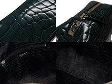 Load image into Gallery viewer, 極美品 PRADA プラダ ハンドバッグ トートバッグ トライアングルロゴ クロコダイル型押しレザー グリーン シルバー金具 中古 4b007331