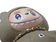 画像をギャラリービューアに読み込む, 新品未使用 LABUBU ラブブ × SEVENTEEN セブンティーン × sacai サカイ 世界13個限定 キーホルダー JOOPITER ジュピター 中古 4b007401