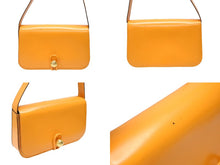 Load image into Gallery viewer, CELINE セリーヌ ワンショルダーバッグ ハンドバッグ MC96 イタリア製 レザー オレンジ ゴールド金具 美品 中古 4b007427