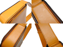 Load image into Gallery viewer, CELINE セリーヌ ワンショルダーバッグ ハンドバッグ MC96 イタリア製 レザー オレンジ ゴールド金具 美品 中古 4b007427