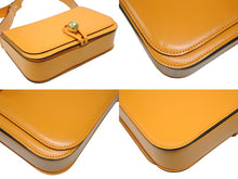 Load image into Gallery viewer, CELINE セリーヌ ワンショルダーバッグ ハンドバッグ MC96 イタリア製 レザー オレンジ ゴールド金具 美品 中古 4b007427